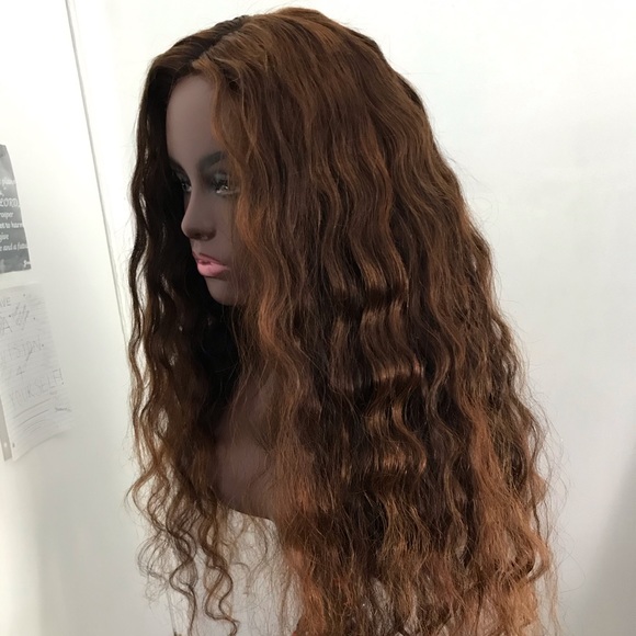 22 inches bleached & preplucked wig. Ready to ship - Picture 2 of 3